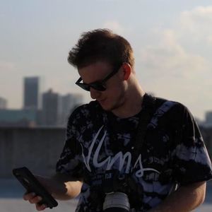 Meet your Posher, Logan